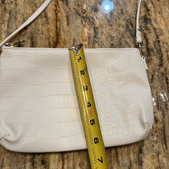 H&M white Crossbody purse - Picture 3 of 7